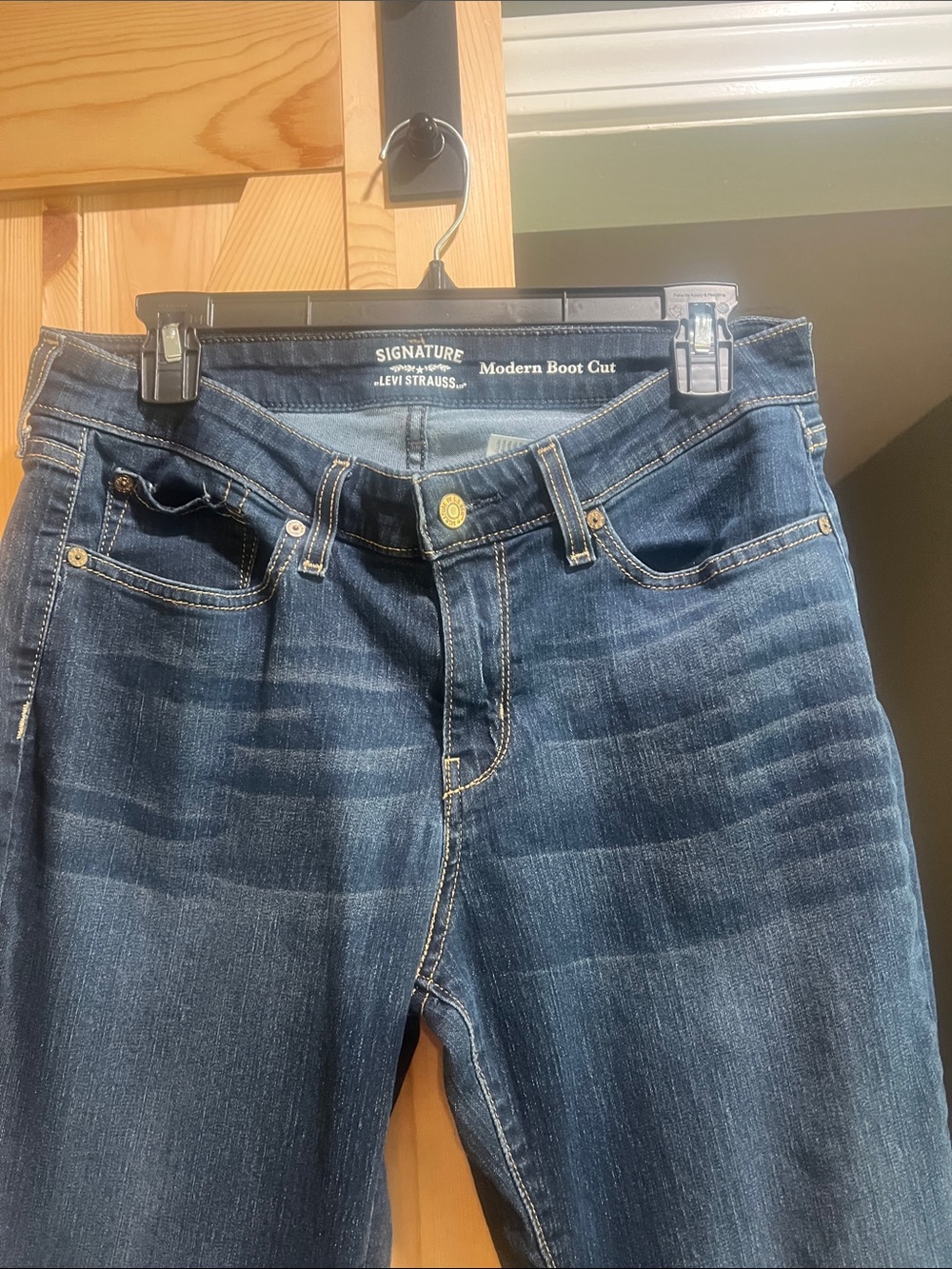 Levi's Dark Blue Modern Boot Cut Women's Jeans size 12 m